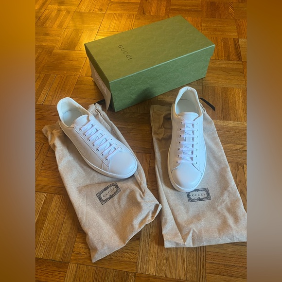GUCCI ๐ Ace Sneaker | Menโs Size 10.5 US White Leather/Grey Interlocking Gs NWT - Picture 3 of 16
